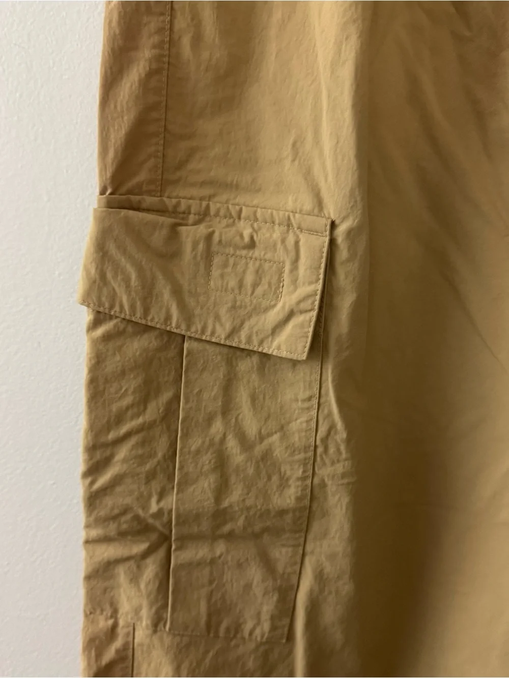 Nike Club Woven Cargo Joggers Women’s Track Pants khaki Size M